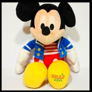 Disney Macy’s Holiday 2009 Mickey Mouse 19” Stuffed Animal Christmas Plush